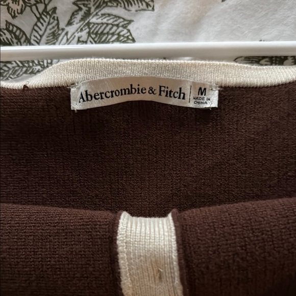 A&F Brown Ribbed Button-Front Tube Top - Picture 3 of 5